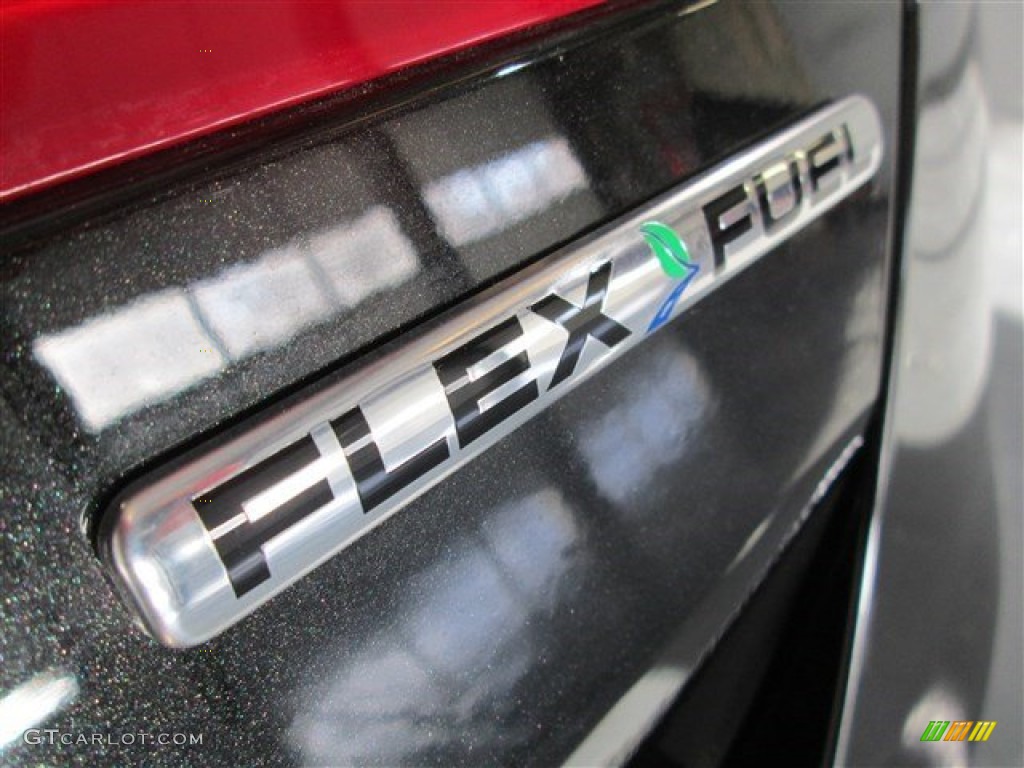 2015 Taurus SE - Tuxedo Black Metallic / Dune photo #8