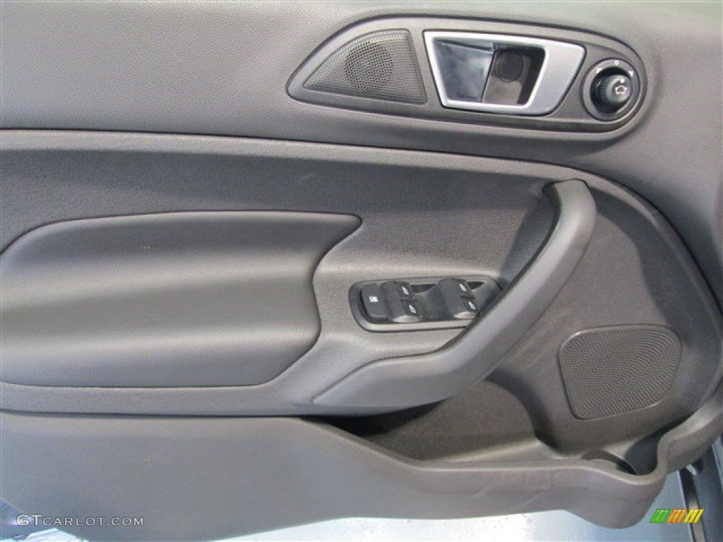 2015 Fiesta Titanium Sedan - Magnetic Metallic / Charcoal Black photo #12