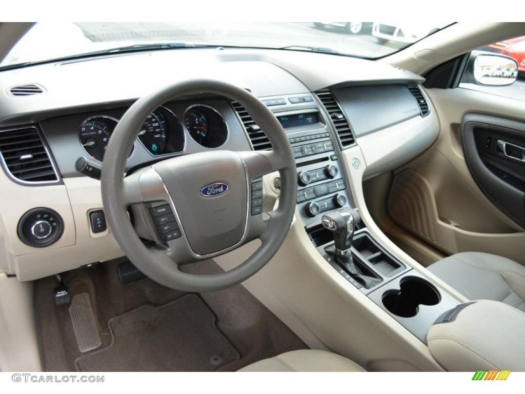 2011 Taurus SE - Ingot Silver / Light Stone photo #10