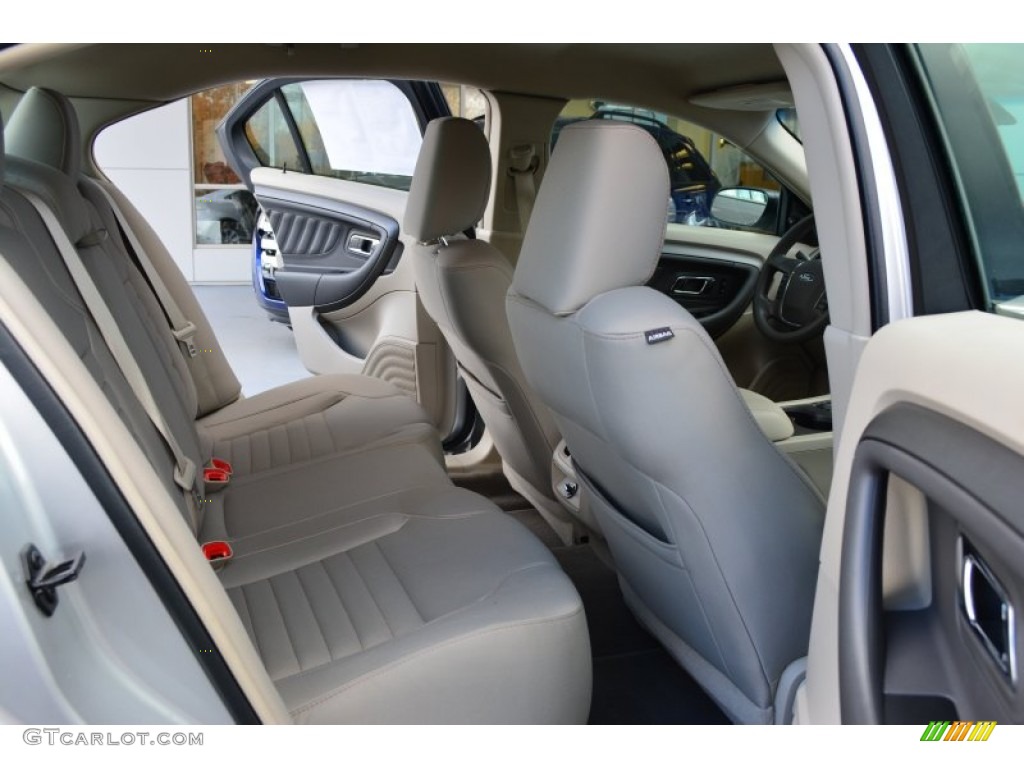 2011 Taurus SE - Ingot Silver / Light Stone photo #14