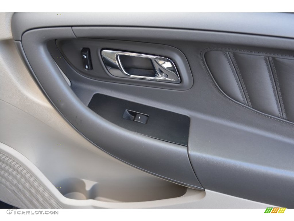 2011 Taurus SE - Ingot Silver / Light Stone photo #15