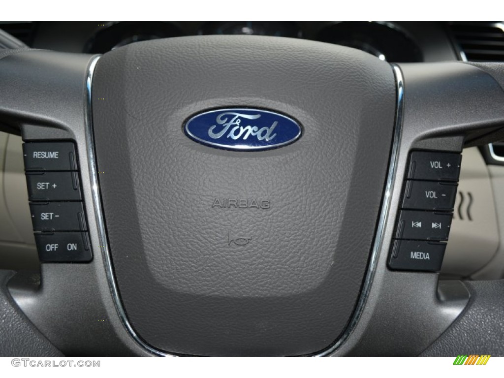 2011 Taurus SE - Ingot Silver / Light Stone photo #22