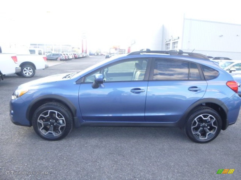 2014 XV Crosstrek 2.0i Limited - Quartz Blue Pearl / Ivory photo #6