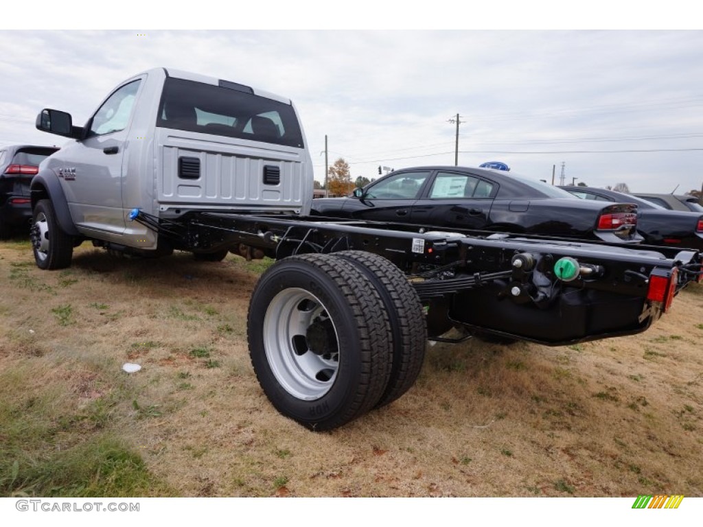 2015 5500 Tradesman Regular Cab 4x4 Chassis - Bright Silver Metallic / Black/Diesel Gray photo #2