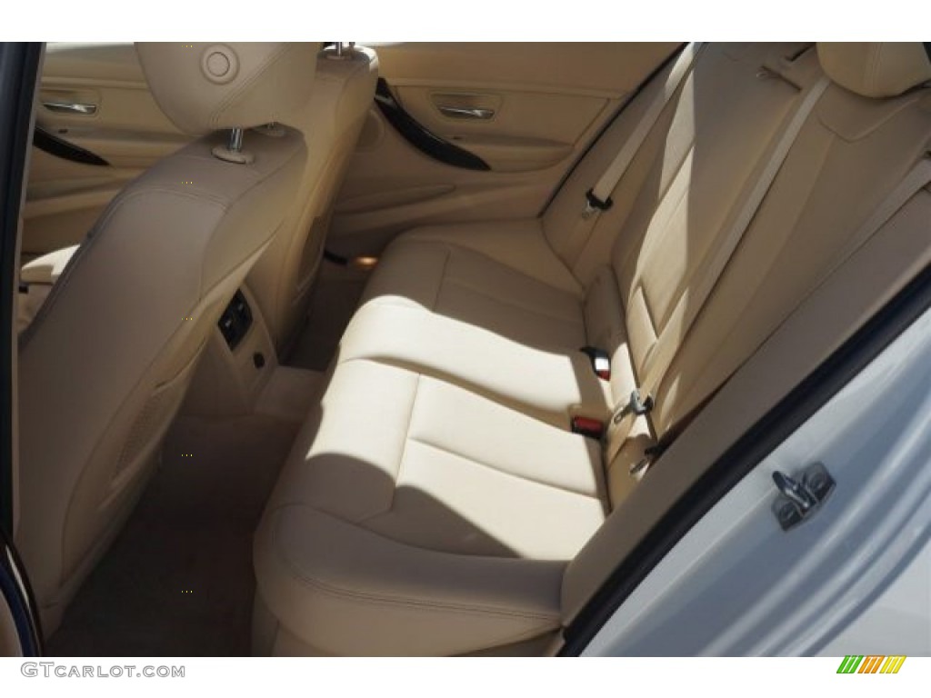2015 3 Series 328i xDrive Sports Wagon - Alpine White / Venetian Beige photo #5