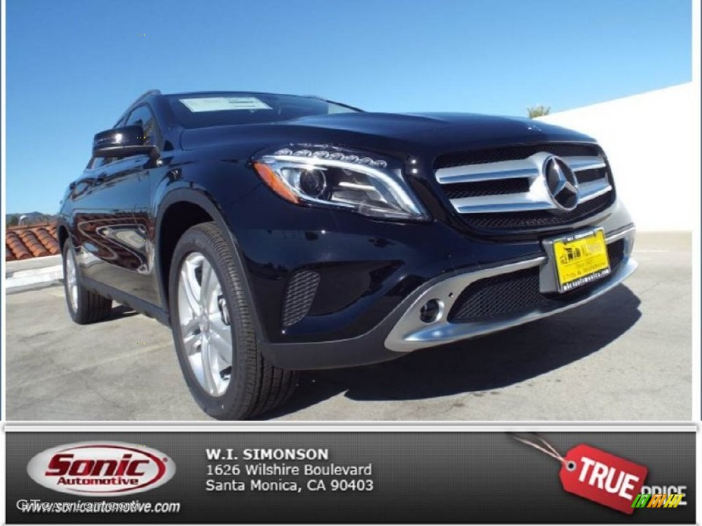 2015 GLA 250 4Matic - Night Black / Black photo #1