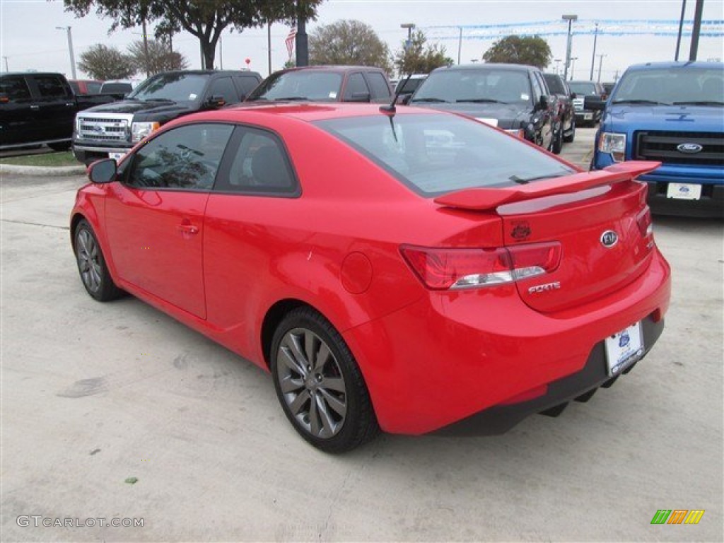 2011 Forte Koup SX - Racing Red / Black Sport photo #5