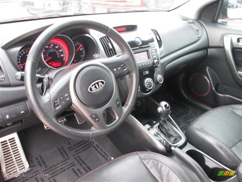2011 Forte Koup SX - Racing Red / Black Sport photo #23