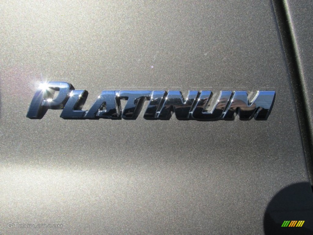2014 Toyota Sequoia Platinum Marks and Logos Photos