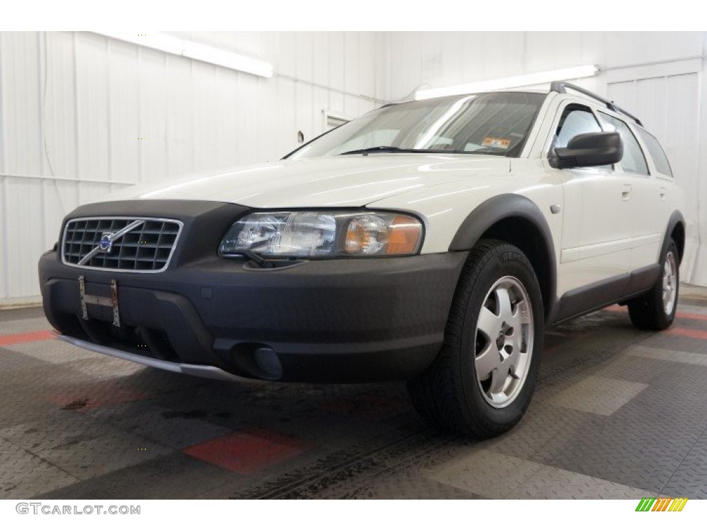 2001 V70 XC AWD - White / Graphite photo #3