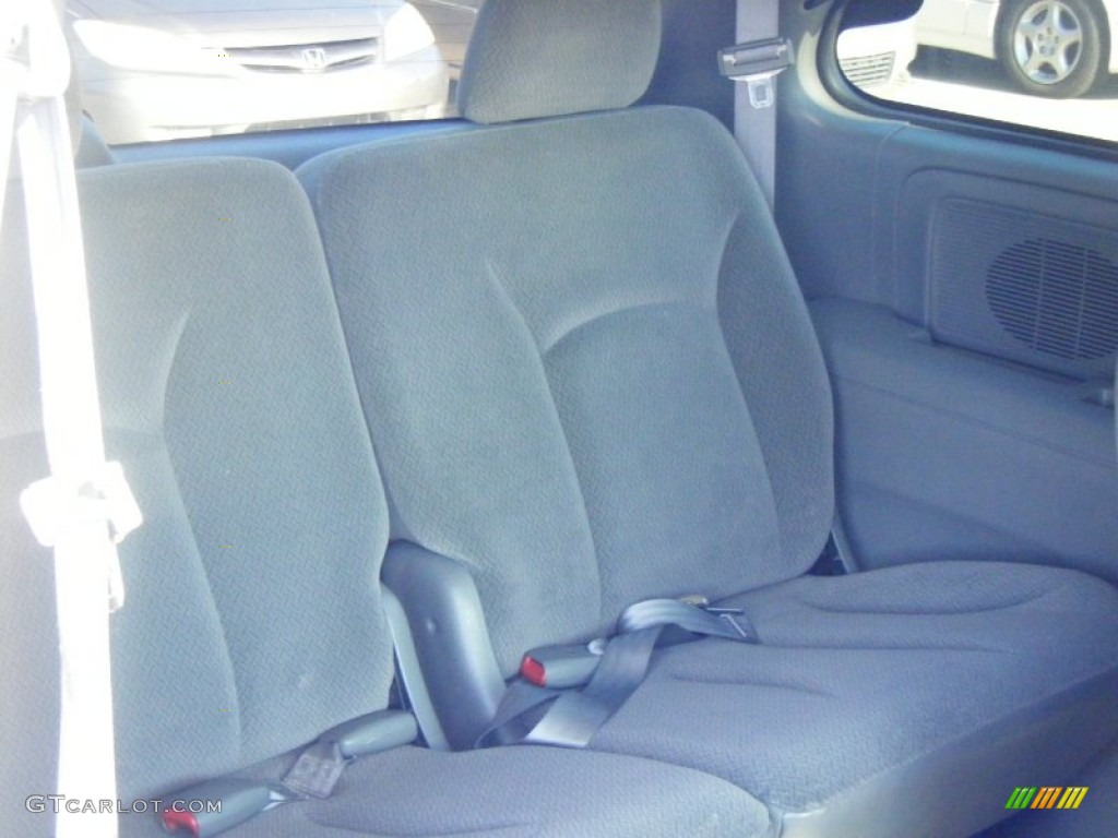 2004 Caravan SXT - Bright Silver Metallic / Medium Slate Gray photo #16