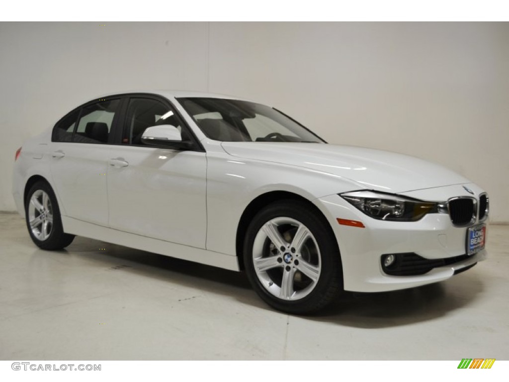 2015 3 Series 320i Sedan - Alpine White / Black photo #2