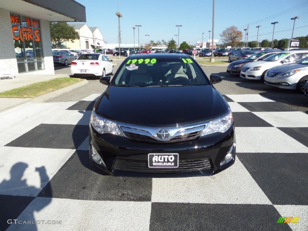 2013 Camry XLE - Attitude Black Metallic / Ash photo #2