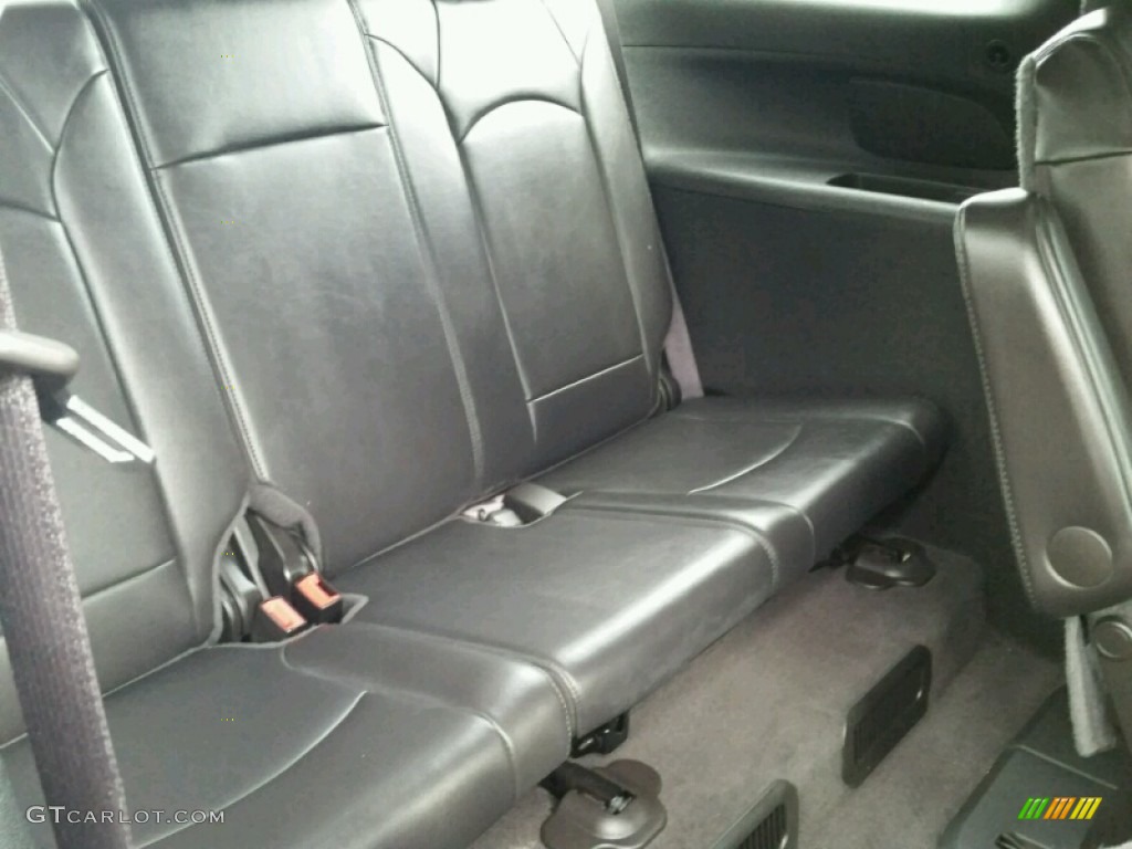 2009 Outlook XR AWD - Quicksilver / Black photo #13