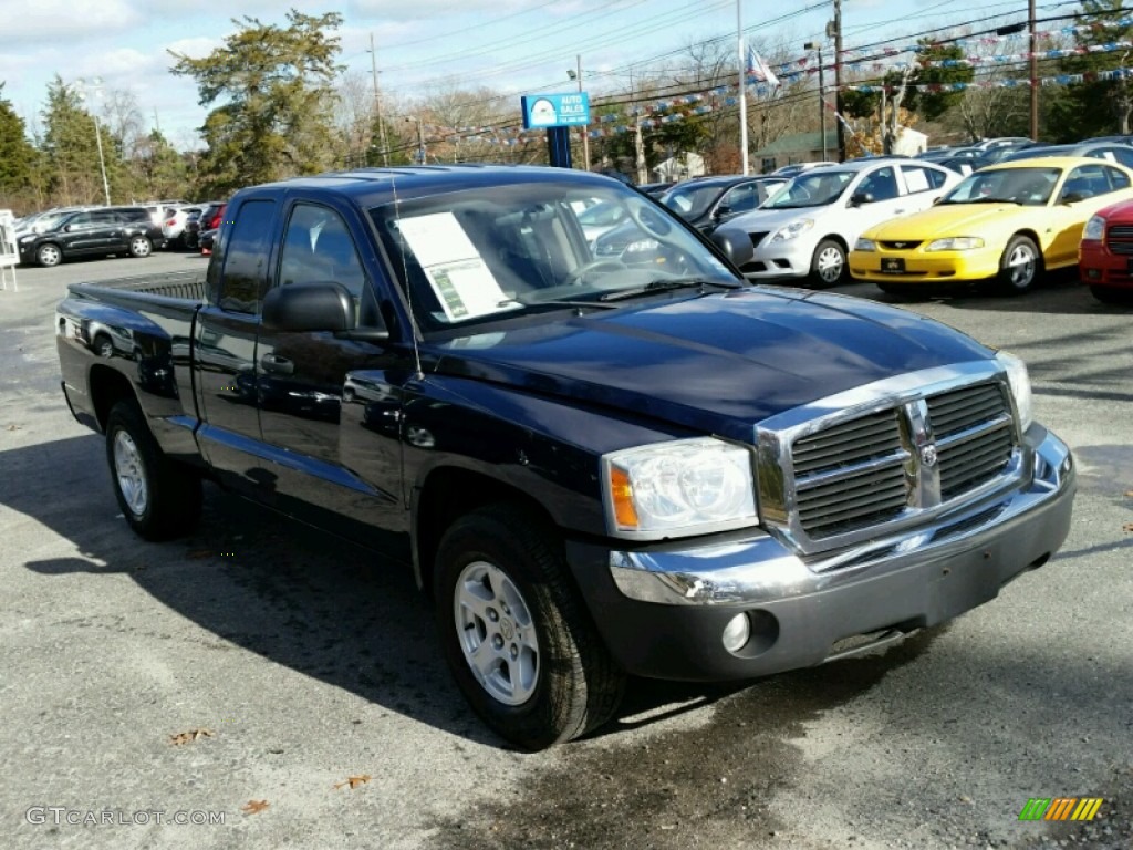 2005 Dakota SLT Club Cab 4x4 - Patriot Blue Pearl / Medium Slate Gray photo #5