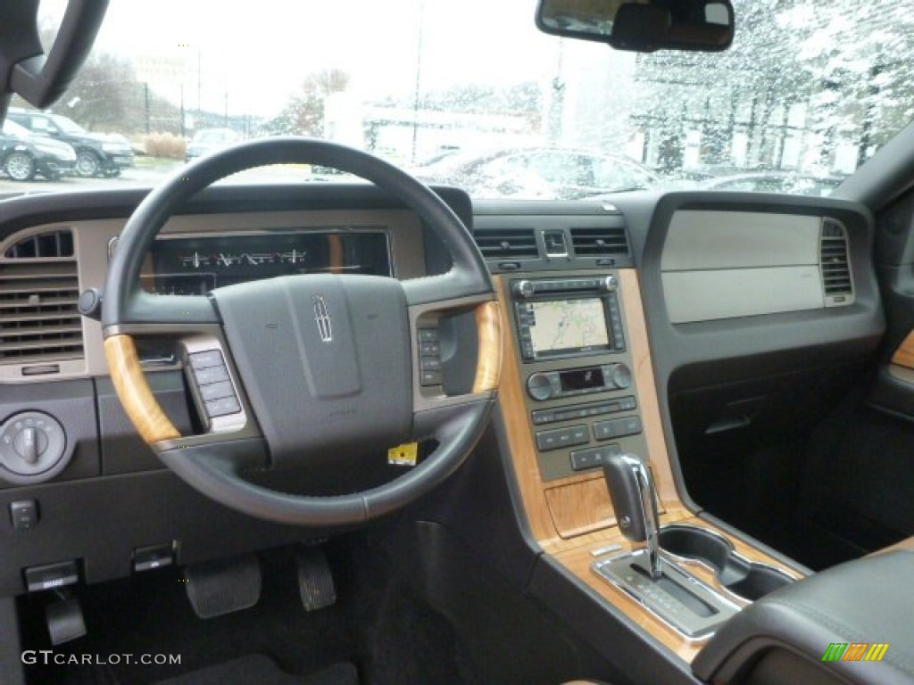 2014 Lincoln Navigator L 4x4 Dashboard Photos