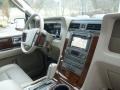 2014 White Platinum Lincoln Navigator L 4x4  photo #8