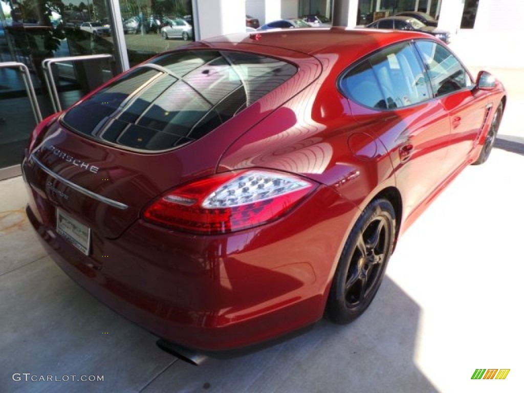 2011 Panamera 4 - Ruby Red Metallic / Black photo #6