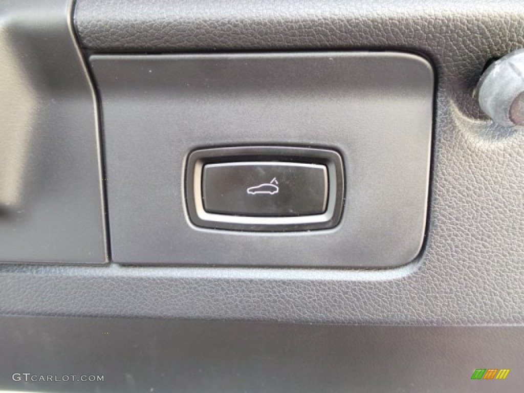 2011 Panamera 4 - Ruby Red Metallic / Black photo #36