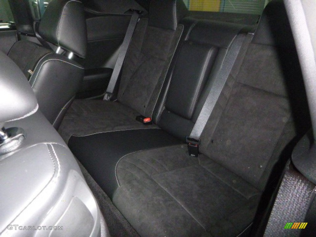 2015 Dodge Challenger SRT 392 Rear Seat Photos