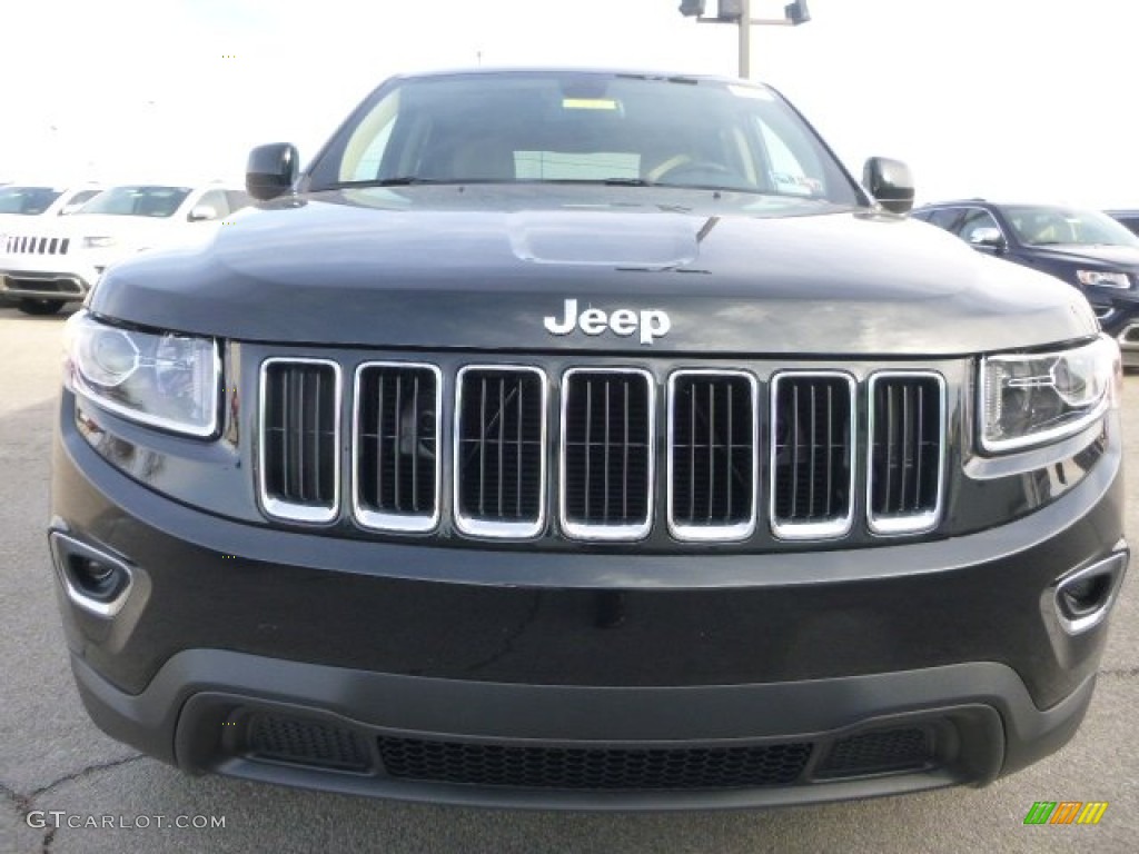 2015 Grand Cherokee Laredo 4x4 - Black Forest Green Pearl / Black/Light Frost Beige photo #8