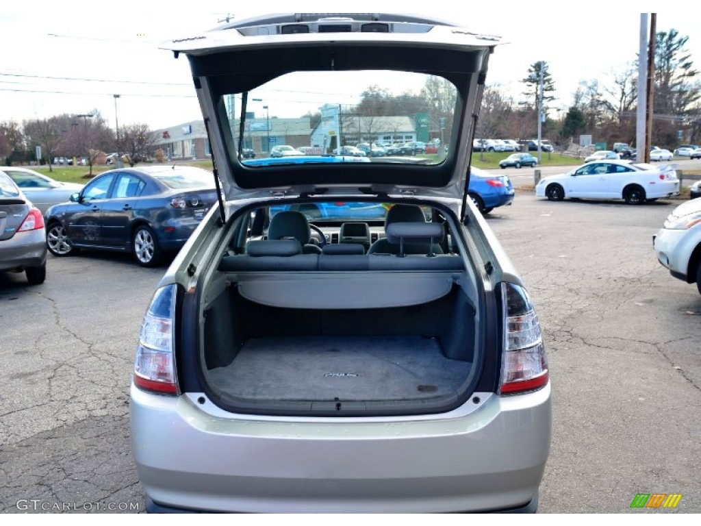 2005 Prius Hybrid - Millenium Silver Metallic / Gray/Burgundy photo #8