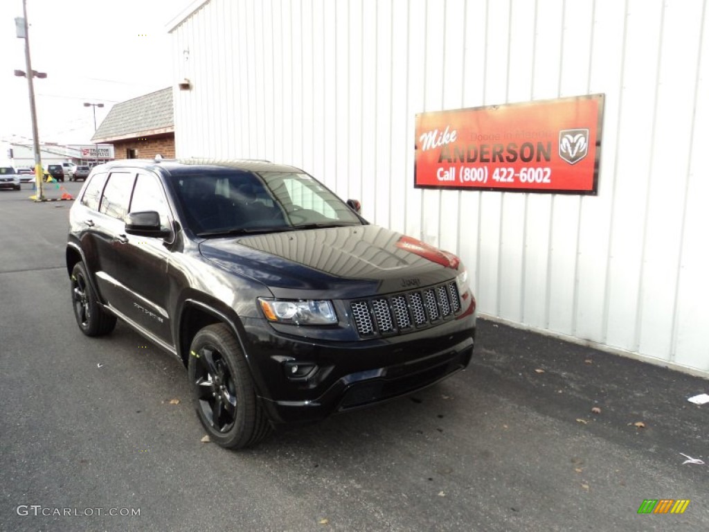 2015 Grand Cherokee Altitude 4x4 - Brilliant Black Crystal Pearl / Black photo #1