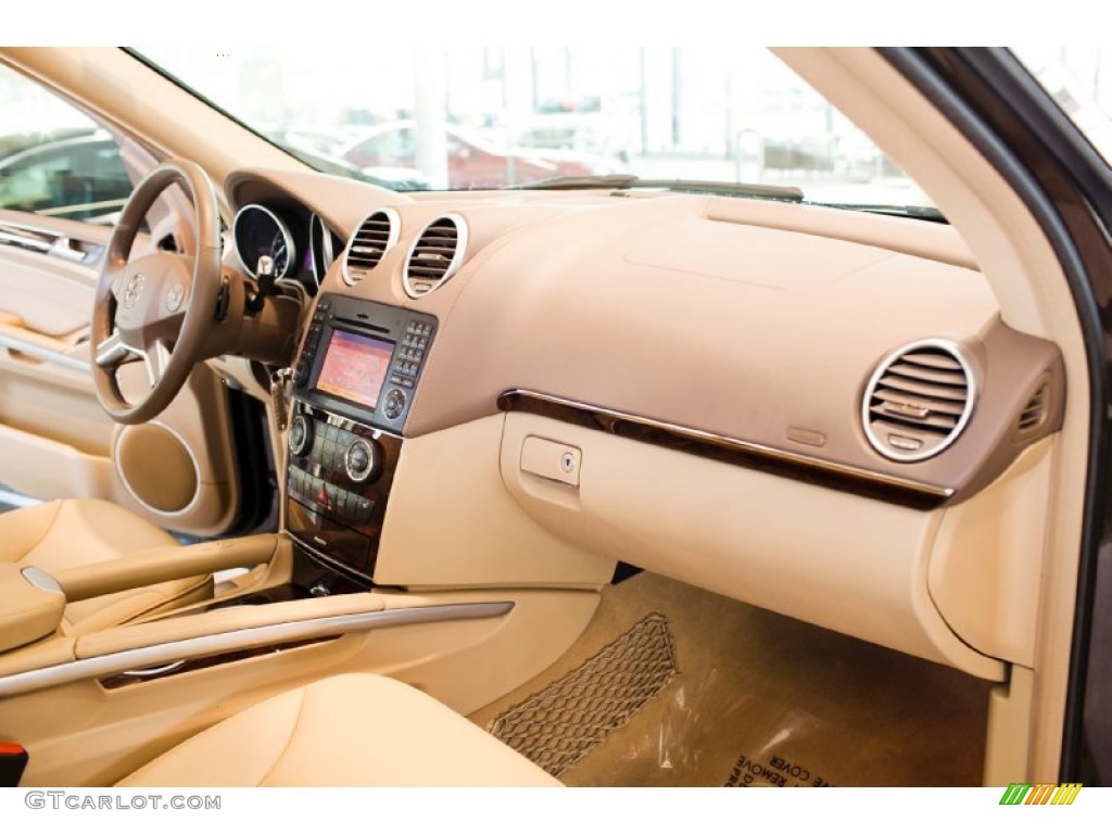 2012 GL 450 4Matic - Dakota Brown Metallic / Cashmere photo #21