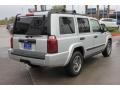 2006 Bright Silver Metallic Jeep Commander   photo #7