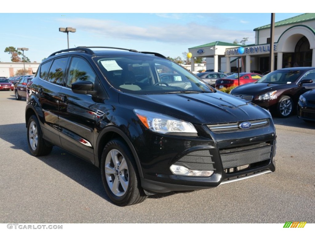 2013 Escape SE 1.6L EcoBoost 4WD - Tuxedo Black Metallic / Medium Light Stone photo #1