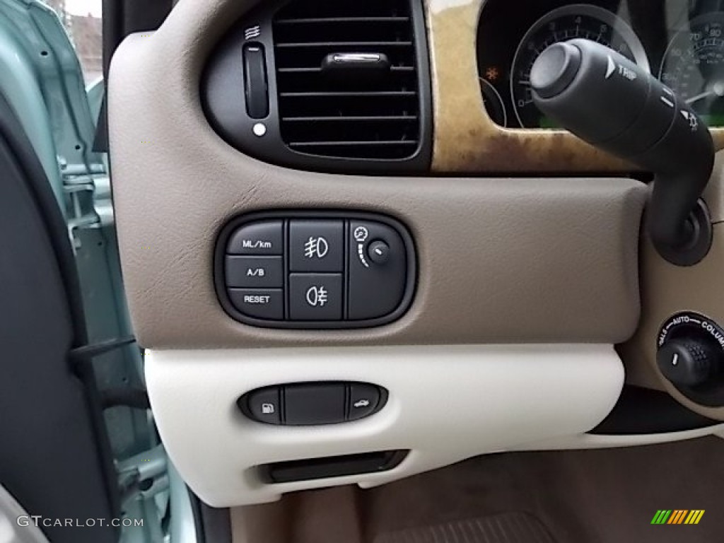 2005 S-Type 4.2 - Seafrost Metallic / Ivory photo #32