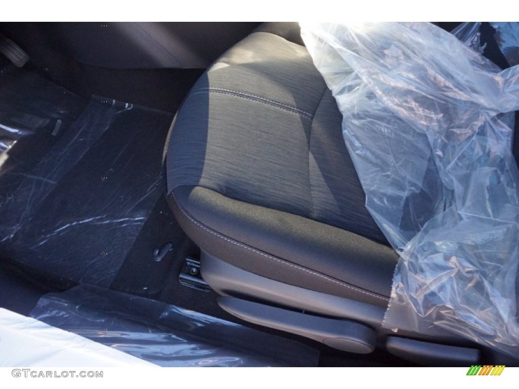 2014 Sentra SV - Super Black / Charcoal photo #9