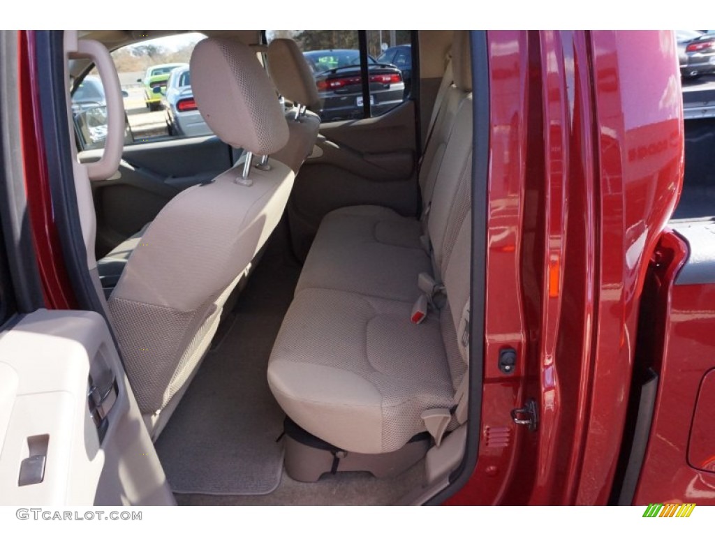 2013 Frontier SV V6 Crew Cab - Cayenne Red / Beige photo #14