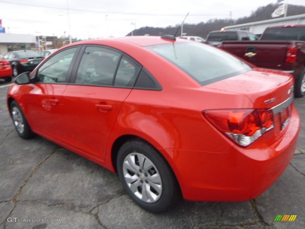 2015 Cruze LS - Red Hot / Jet Black/Medium Titanium photo #6