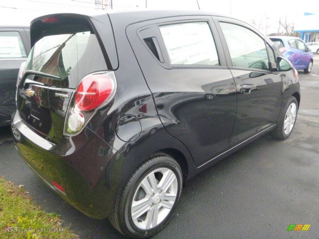 2015 Spark LT - Black / Silver/Silver photo #3