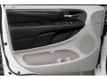 Stone White - Grand Caravan Crew Photo No. 28
