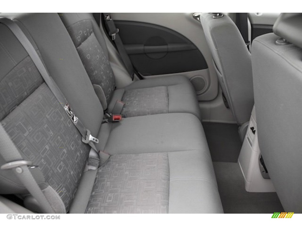 2006 Chrysler PT Cruiser Standard PT Cruiser Model Rear Seat Photos