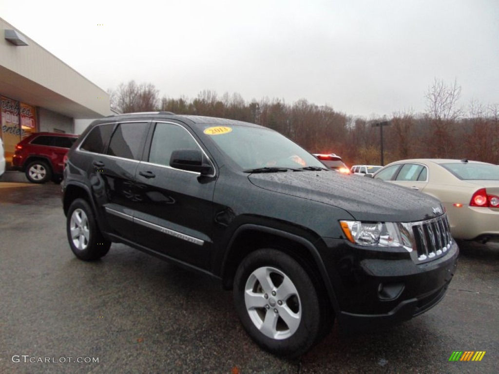2013 Grand Cherokee Laredo 4x4 - Black Forest Green Pearl / Dark Graystone/Medium Graystone photo #1