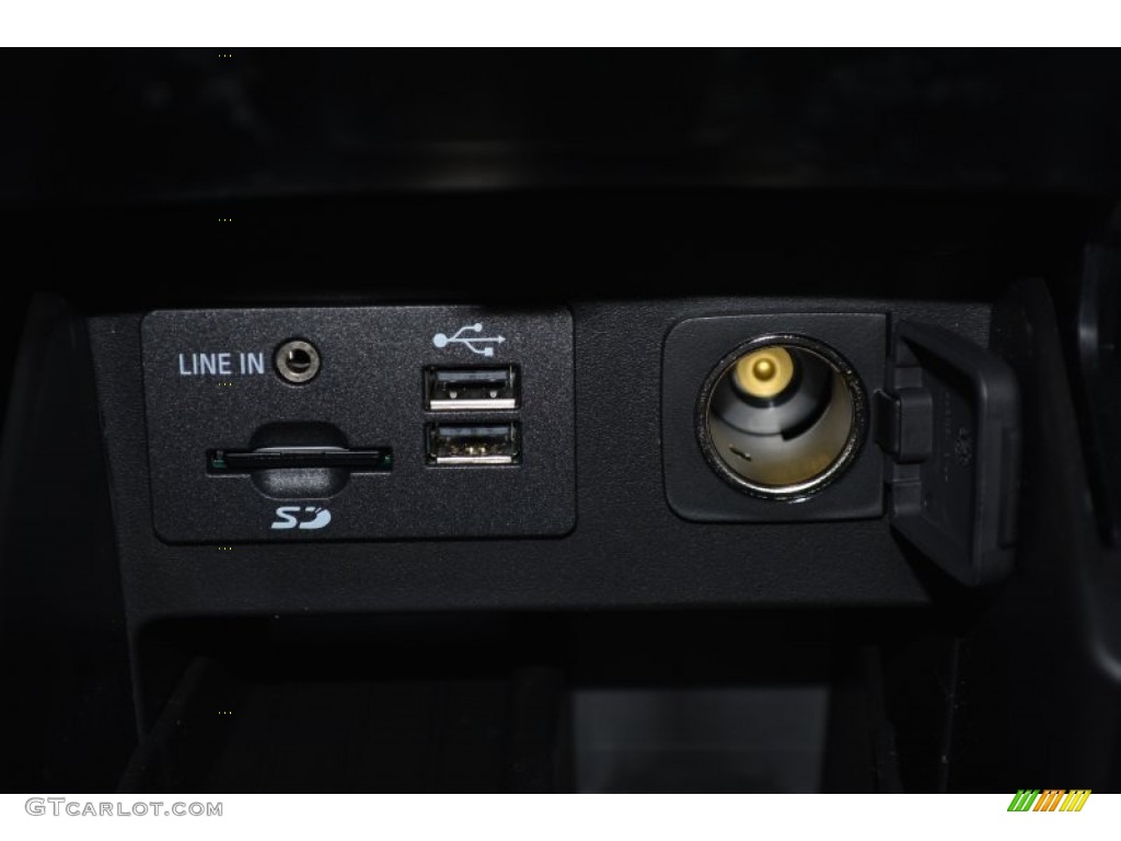 2015 Explorer Limited - Magnetic / Medium Light Stone photo #21