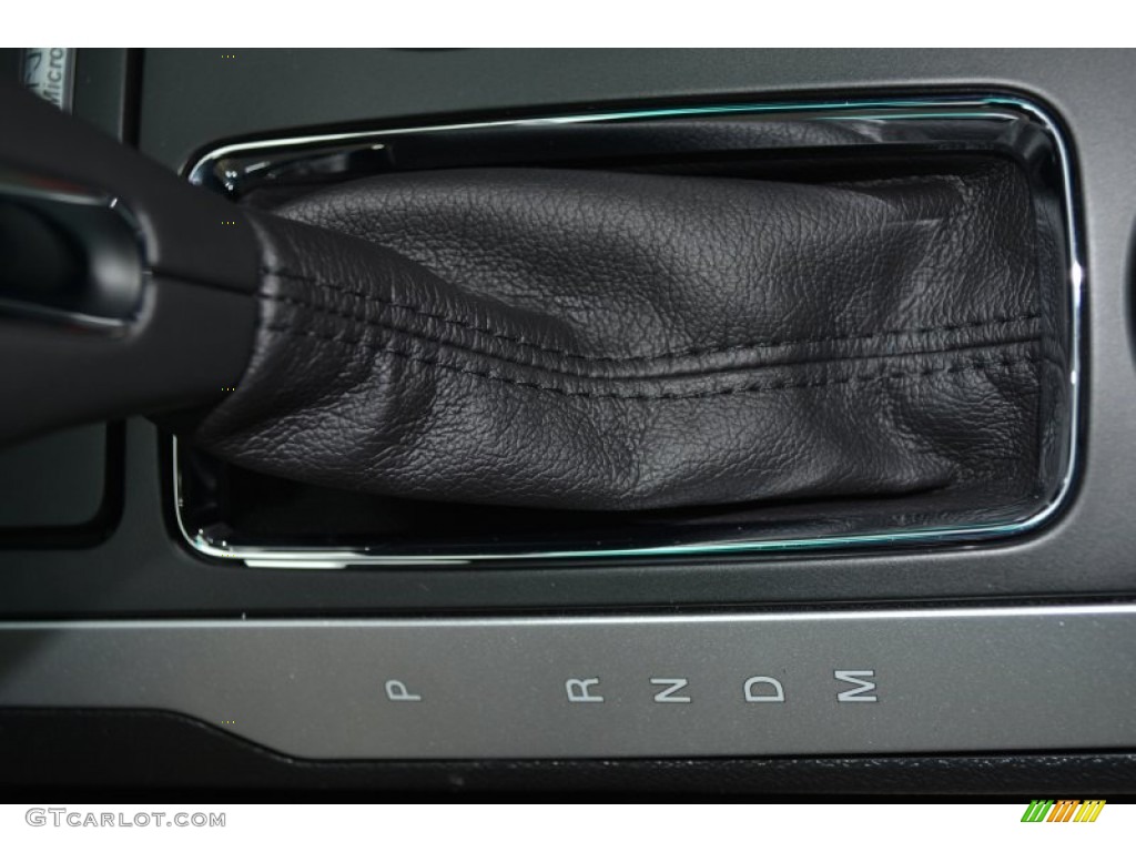 2015 Explorer Limited - Magnetic / Medium Light Stone photo #22