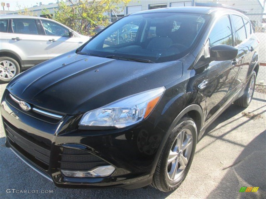 2014 Escape SE 2.0L EcoBoost 4WD - Tuxedo Black / Charcoal Black photo #5