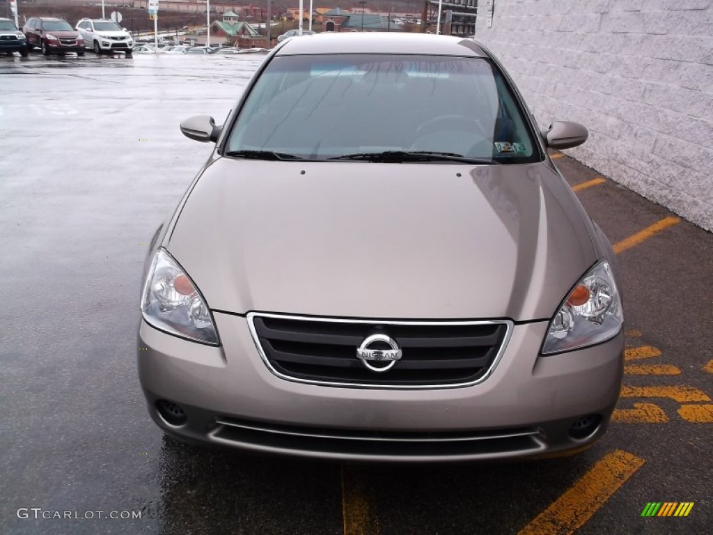 2004 Altima 2.5 S - Polished Pewter / Charcoal photo #4