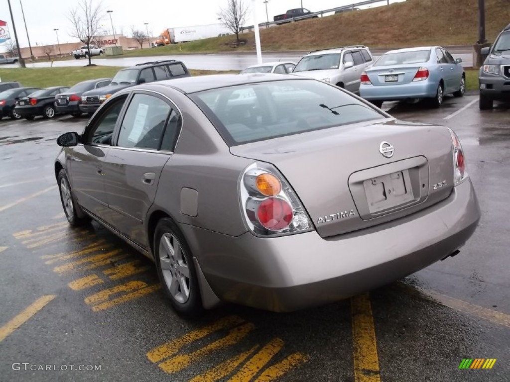 2004 Altima 2.5 S - Polished Pewter / Charcoal photo #6