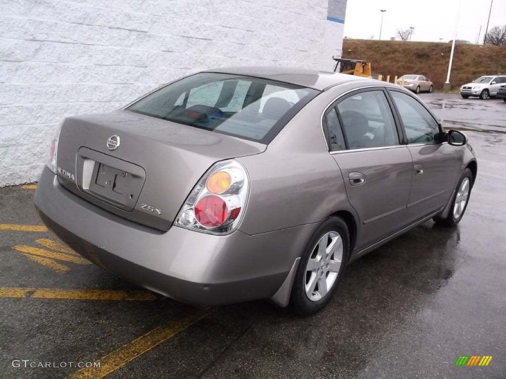 2004 Altima 2.5 S - Polished Pewter / Charcoal photo #8