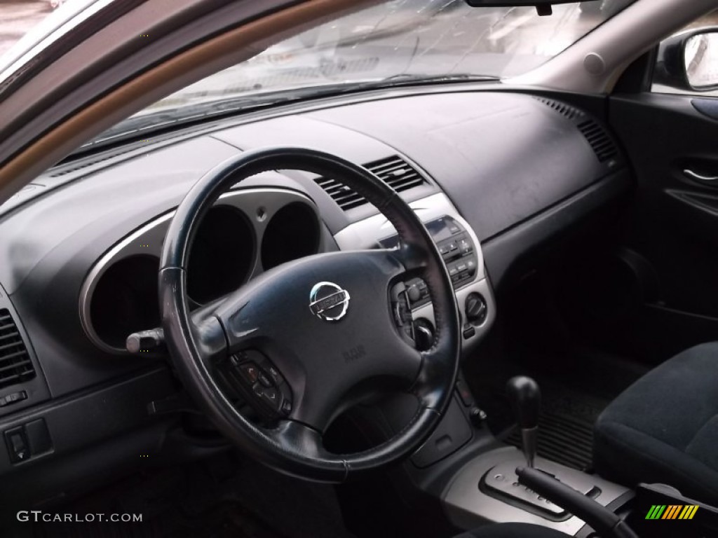2004 Altima 2.5 S - Polished Pewter / Charcoal photo #10