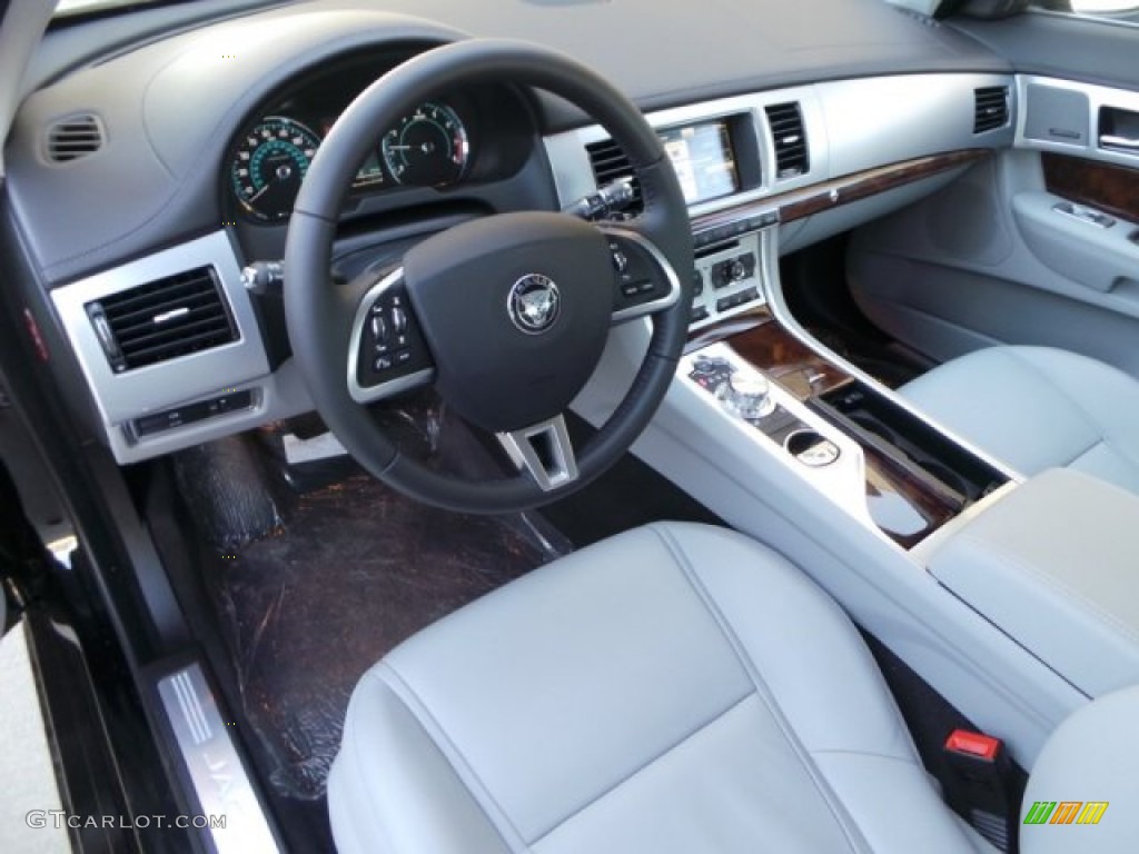 Dove/Warm Charcoal Interior 2015 Jaguar XF 2.0T Premium Photo #99587033