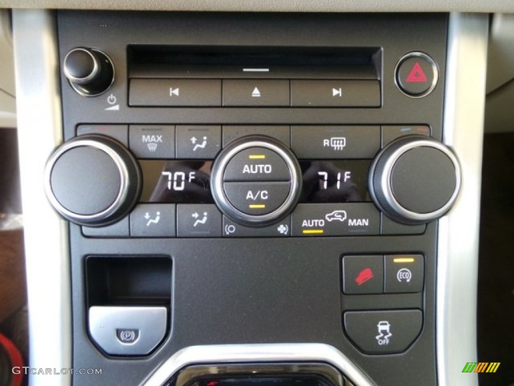 2015 Land Rover Range Rover Evoque Pure Controls Photo #99588403