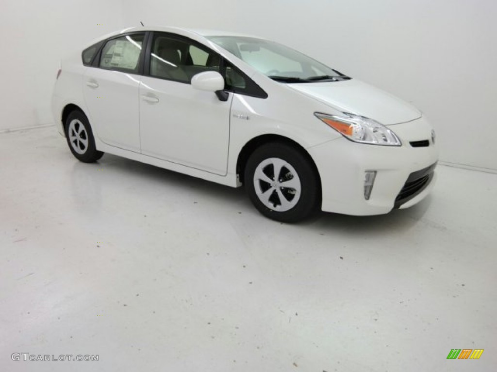 2015 Prius Two Hybrid - Blizzard Pearl / Misty Gray photo #4