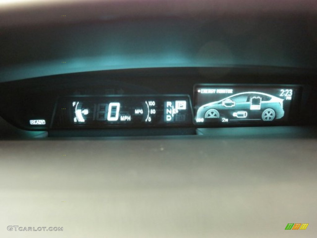 2015 Prius Two Hybrid - Blizzard Pearl / Misty Gray photo #17