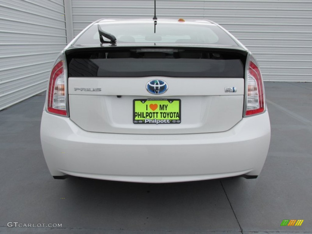 2015 Prius Two Hybrid - Blizzard Pearl / Bisque photo #5